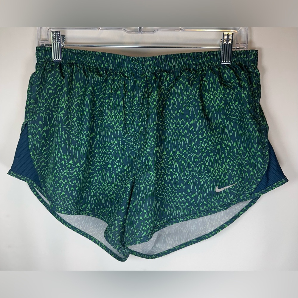 Nike Dry-Fit Running Athletic Shorts Women’s Size Medium Run Marathon
